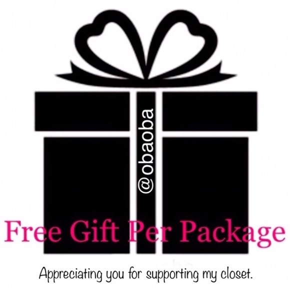 VS Bombshell Summer Tote Bag Limited Edition 2018 Tote Bag by Victoria’s Secret - Picture 6 of 6